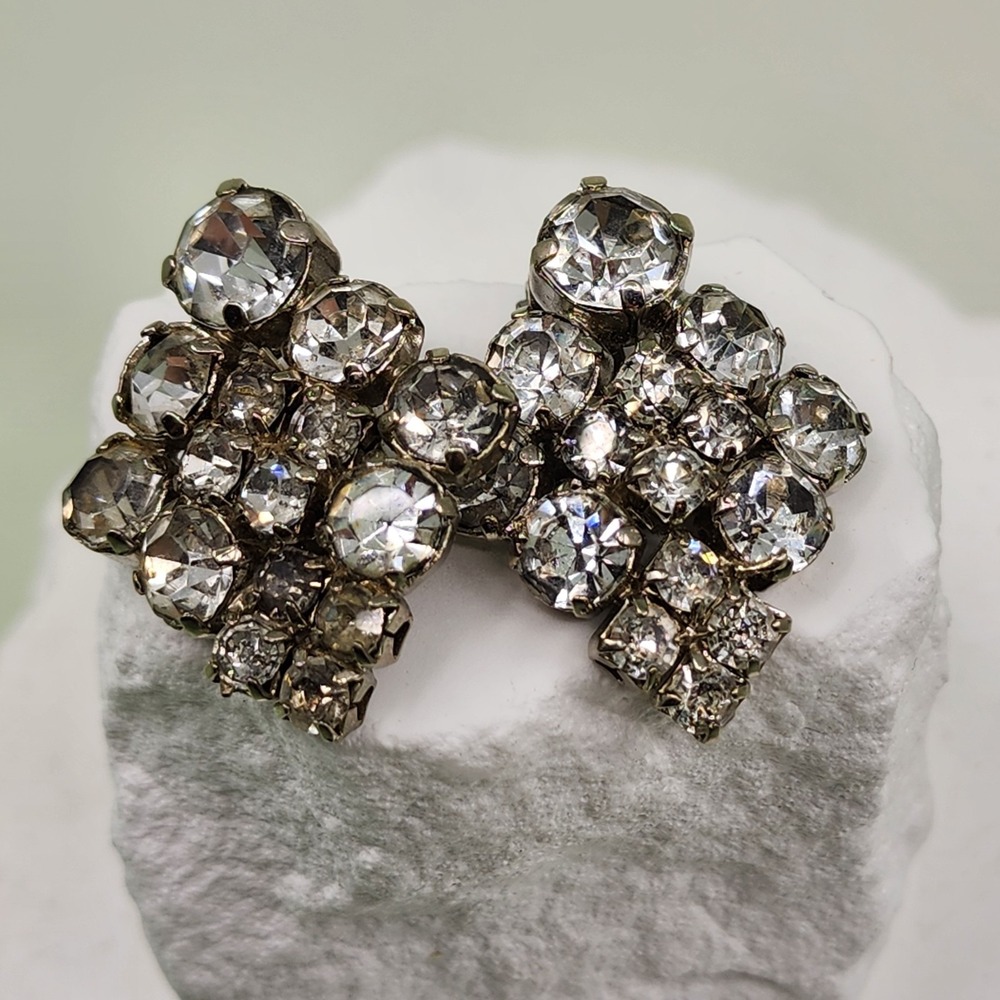 Vintage Clear Rhinestone Cluster Clip On Earrings Silver Tone Glam Statement